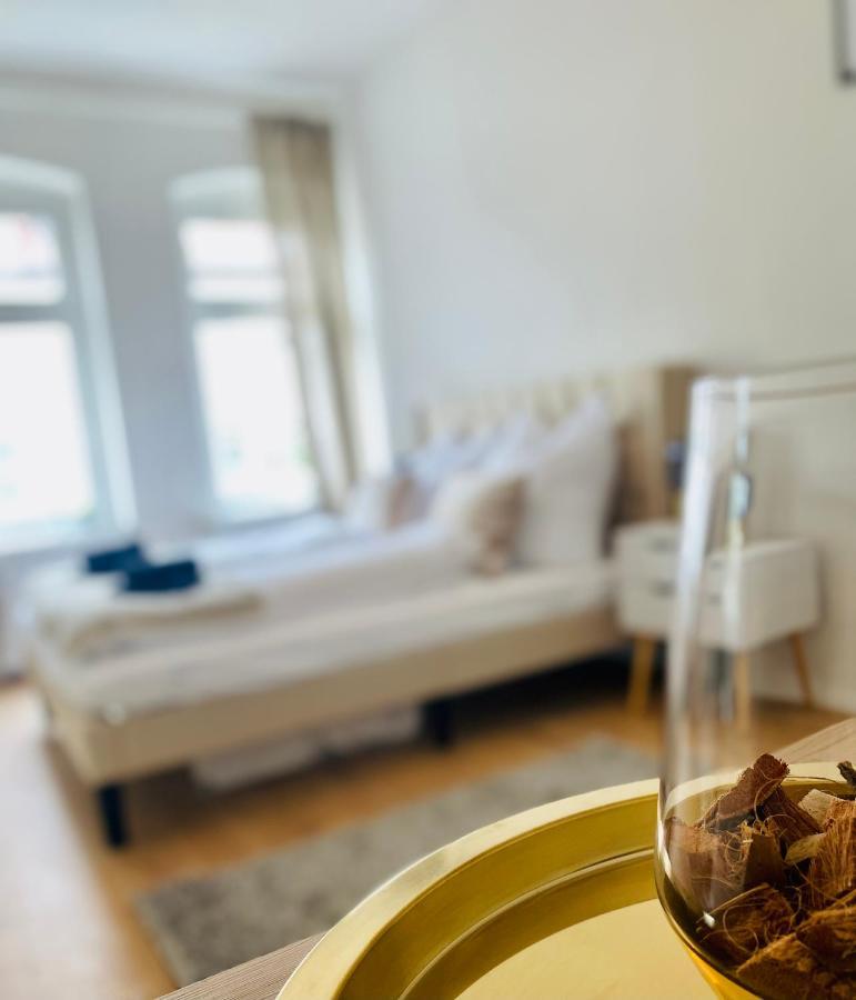Stilvolles Apartment In Zentraler Lage - Smart-Tv, Queensize-Bett, Altbaustil, Kueche In City-Naehe Erfurt Zewnętrze zdjęcie