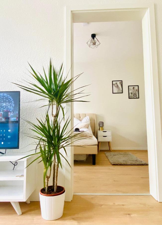 Stilvolles Apartment In Zentraler Lage - Smart-Tv, Queensize-Bett, Altbaustil, Kueche In City-Naehe Erfurt Zewnętrze zdjęcie